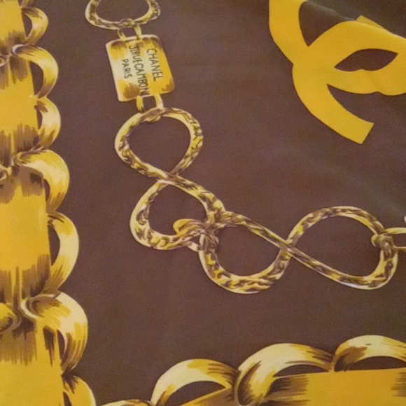 Vintage - Chanel Silk Scarf 34x35 - Picture 6 of 6